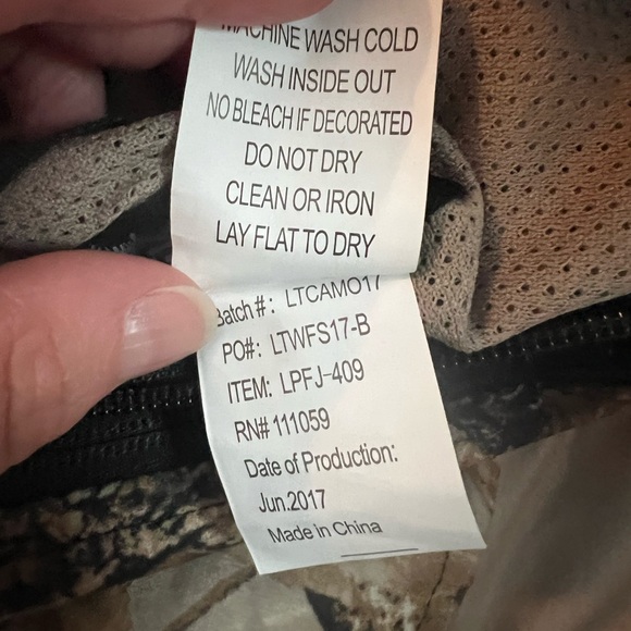 WFS Burly Camo Hooded Hunting Jacket - Picture 5 of 5